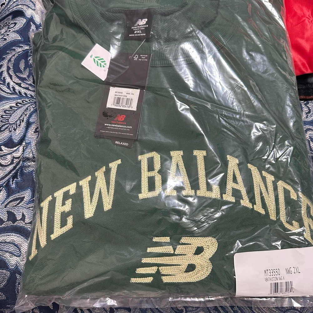 New Balance Men's Forest Green Sweatshirt
